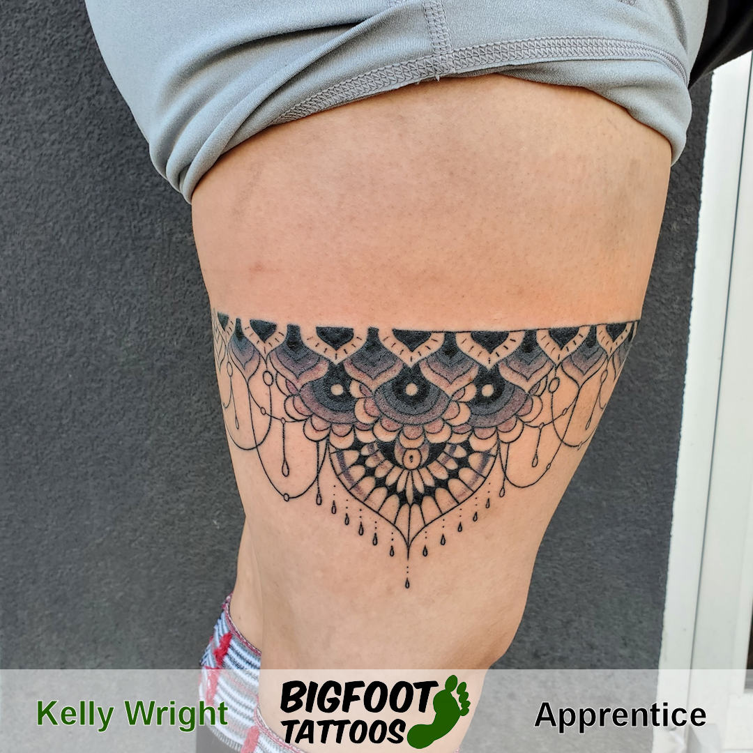 Chandelier Thigh Band — Kelly Wright