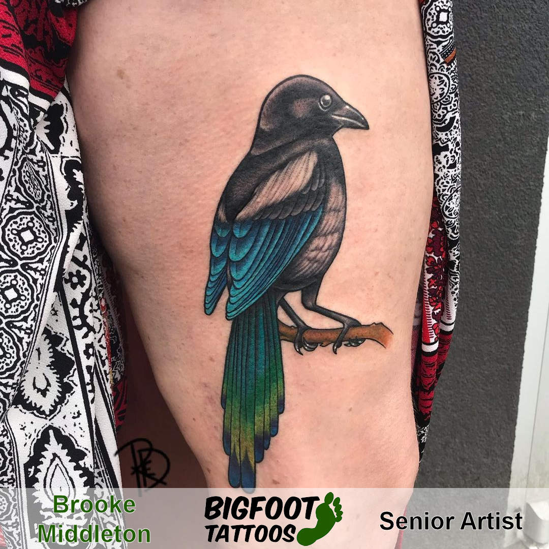 Magpie Thigh — Brooke Middleton