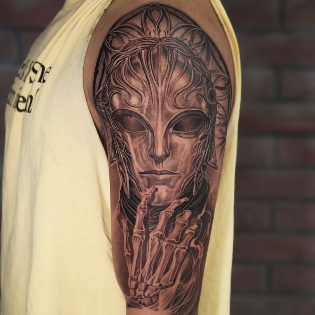 Part of a Sleeve — Alex Pyankov